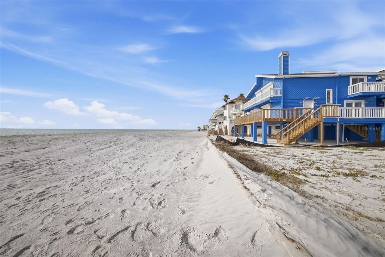 8430 W Gulf Boulevard, Treasure Island, FL 33706 Photo
