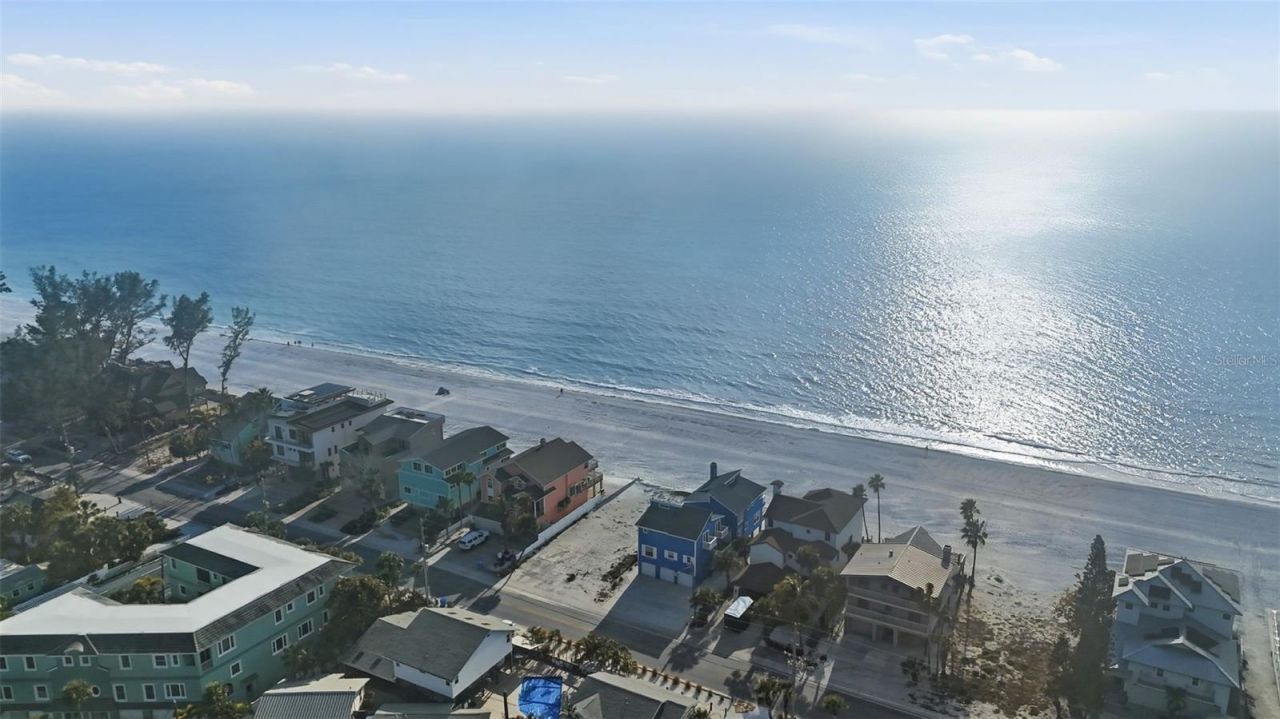 8430 W Gulf Boulevard, Treasure Island, FL 33706 Photo