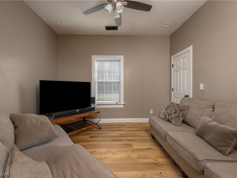 311 George Street, Barberton, OH 44203 Photo 7