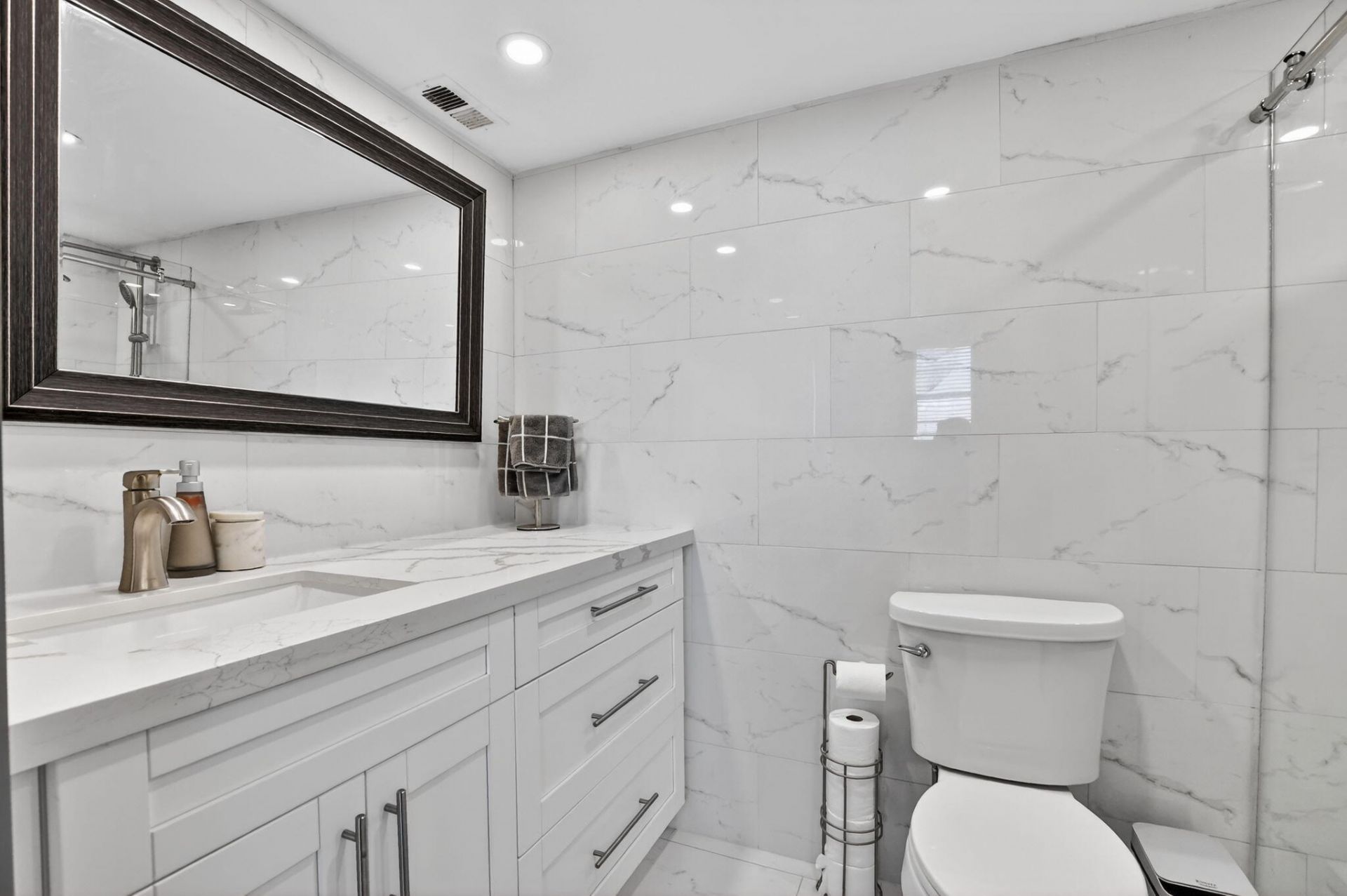 5700 NW 2nd Avenue, Unit 711, Boca Raton, FL 33487 Photo