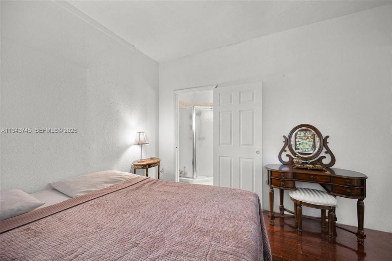 321 SW 19th Rd, Miami, FL 33129 Photo