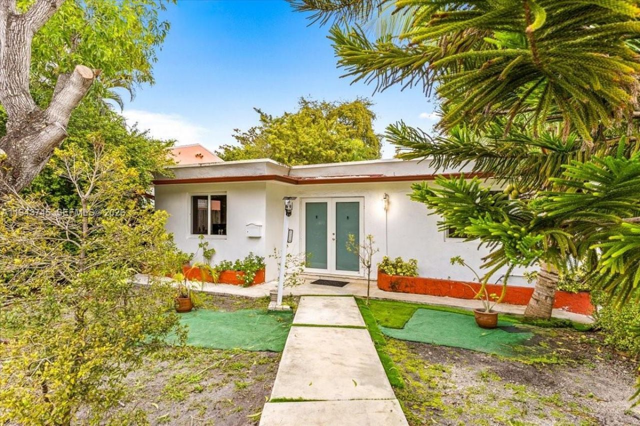 321 SW 19th Rd, Miami, FL 33129 Photo