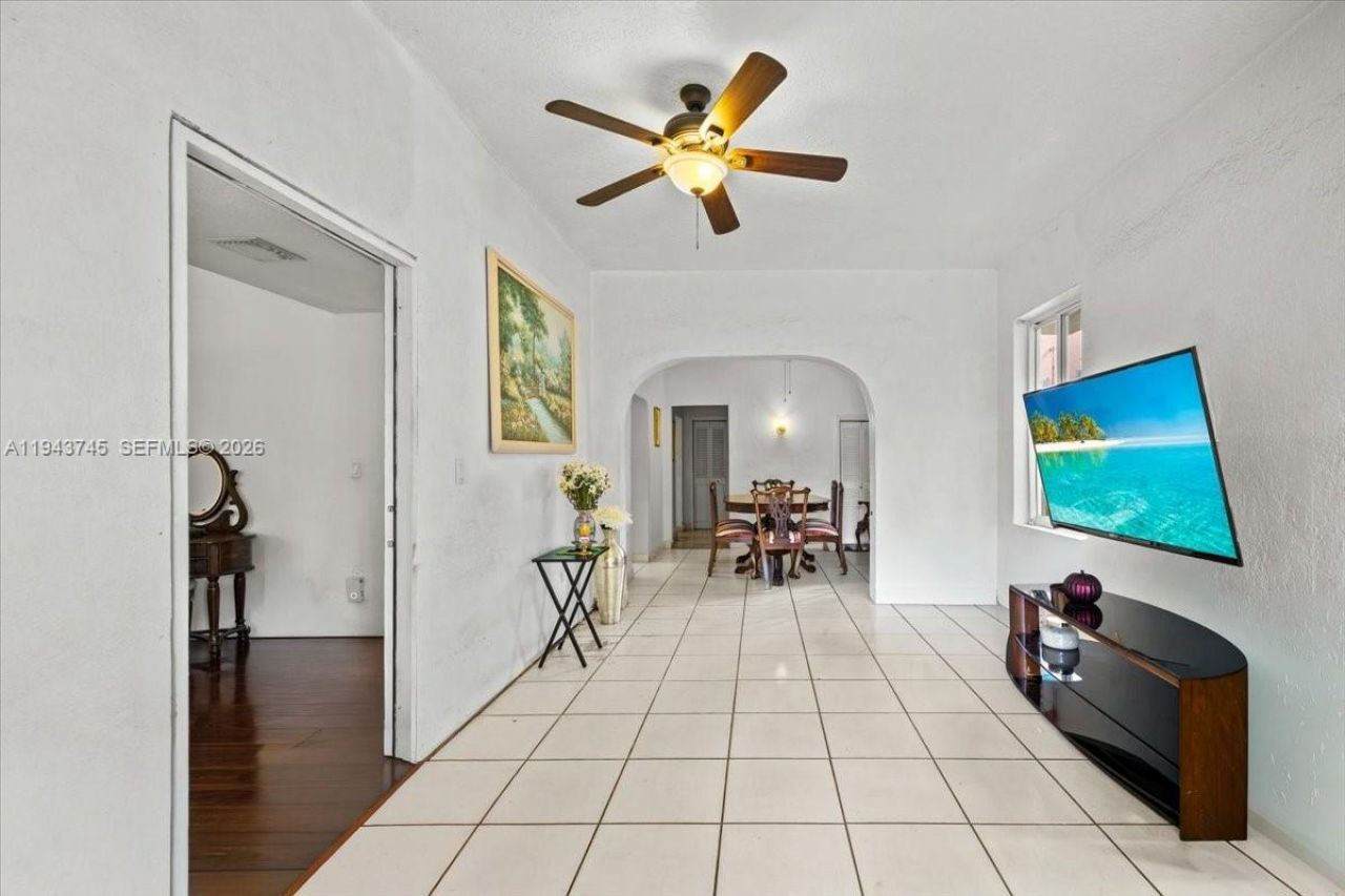 321 SW 19th Rd, Miami, FL 33129 Photo