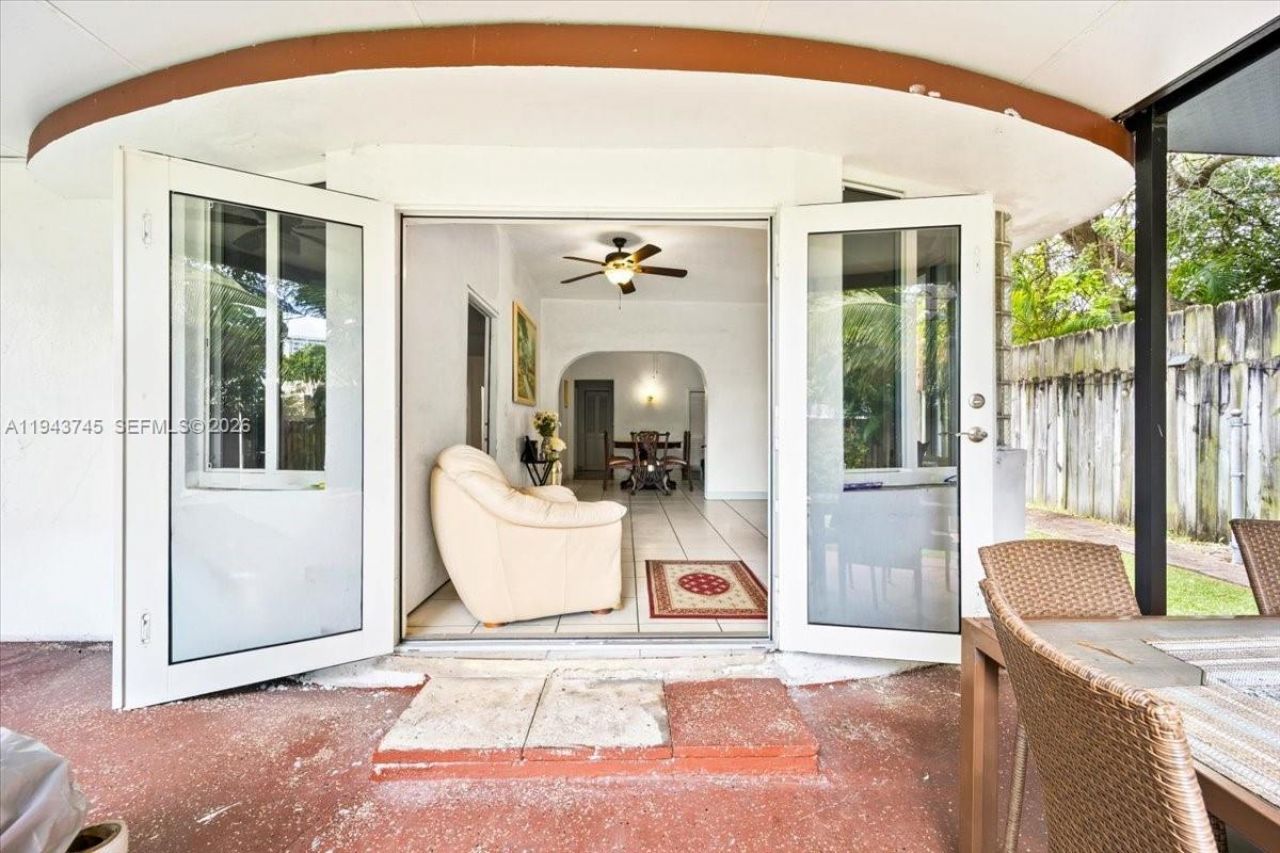 321 SW 19th Rd, Miami, FL 33129 Photo