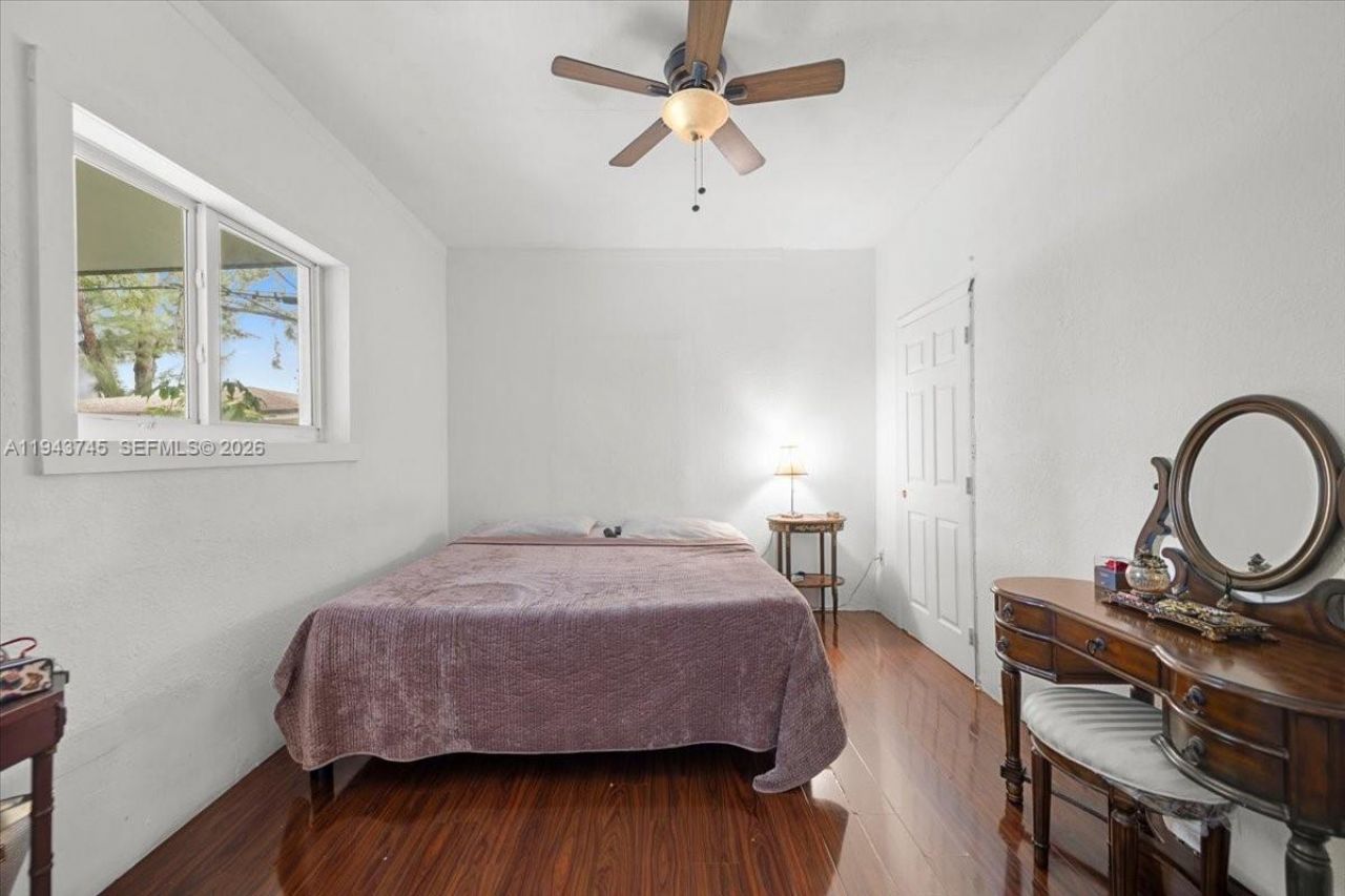 321 SW 19th Rd, Miami, FL 33129 Photo