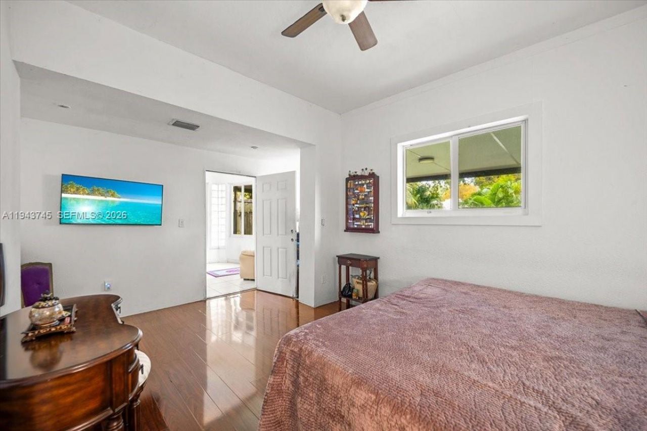 321 SW 19th Rd, Miami, FL 33129 Photo