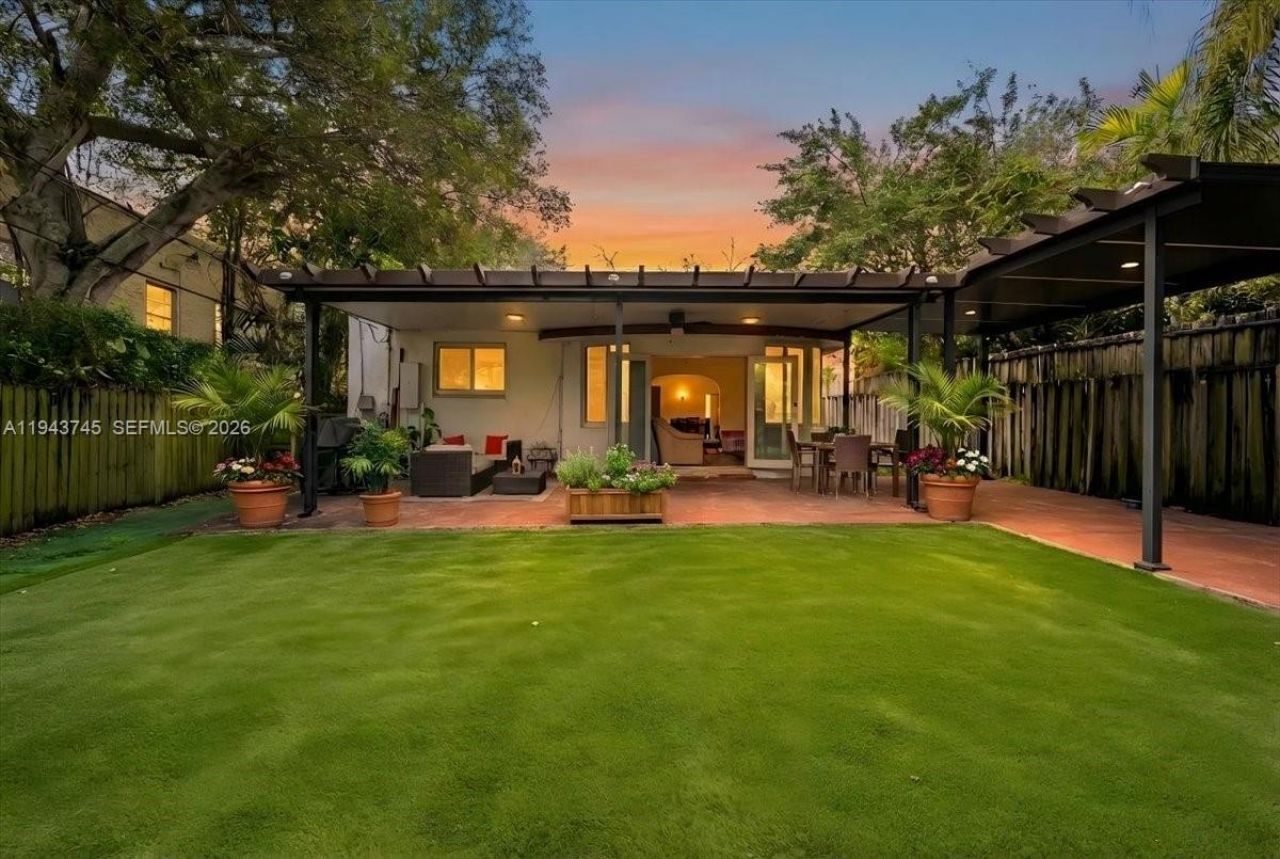 321 SW 19th Rd, Miami, FL 33129 Photo