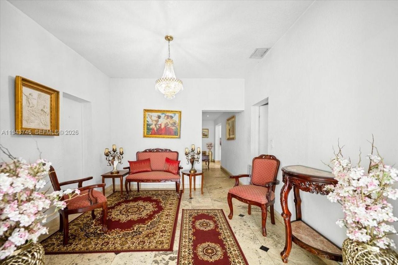 321 SW 19th Rd, Miami, FL 33129 Photo