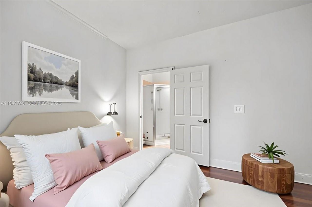 321 SW 19th Rd, Miami, FL 33129 Photo