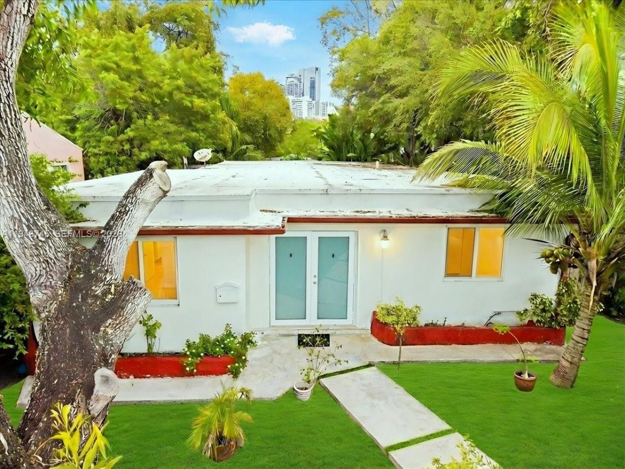 321 SW 19th Rd, Miami, FL 33129 Photo