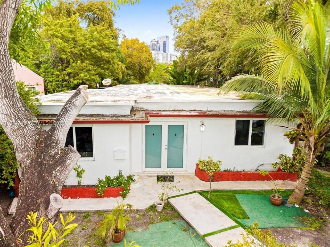 321 SW 19th Rd, Miami, FL 33129 Photo