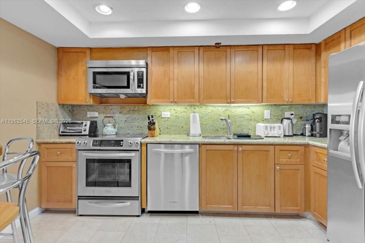 20225 NE 34th Ct , Unit 917, Aventura, FL 33180 Photo