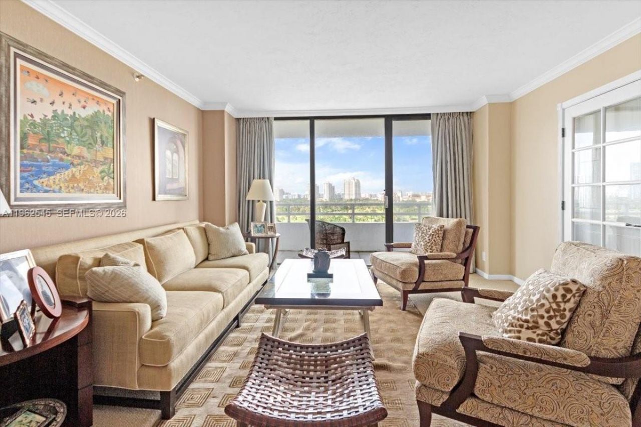 20225 NE 34th Ct , Unit 917, Aventura, FL 33180 Photo