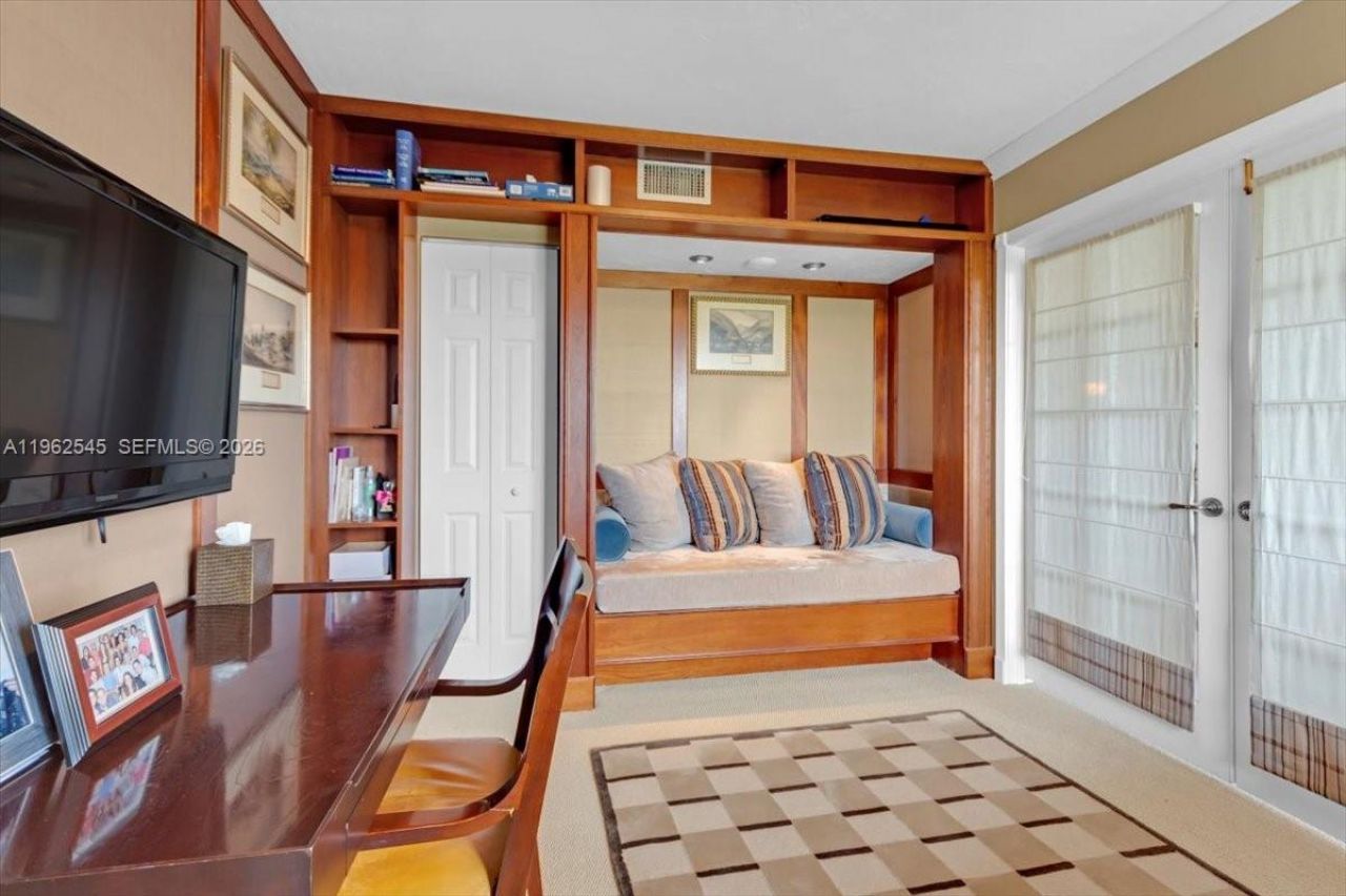 20225 NE 34th Ct , Unit 917, Aventura, FL 33180 Photo