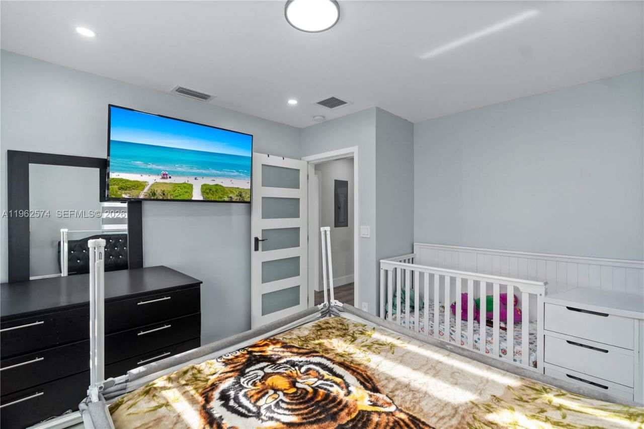 2441 NW 181st Ter , Miami Gardens, FL 33056 Photo