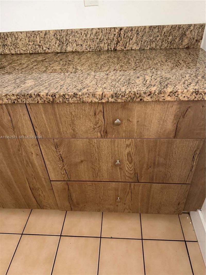 6190 W 19th Ave, Unit 303, Hialeah, FL 33012 Photo