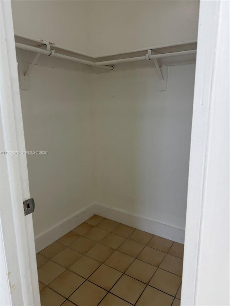 6190 W 19th Ave, Unit 303, Hialeah, FL 33012 Photo