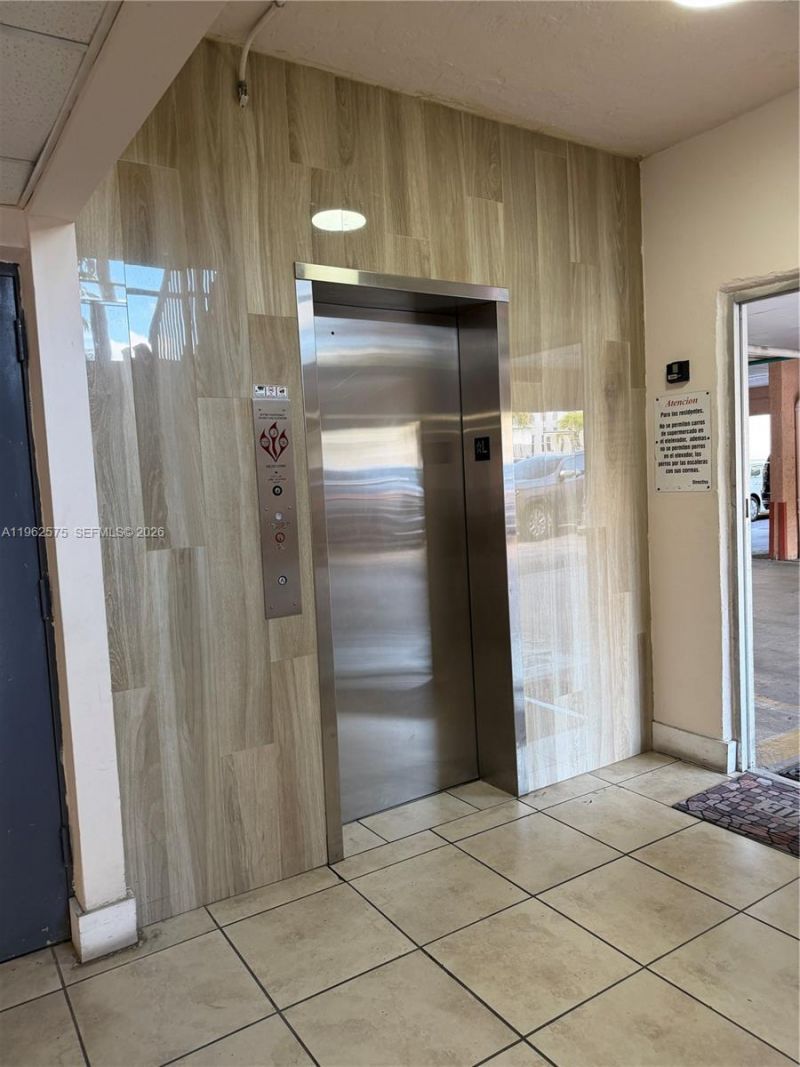 6190 W 19th Ave, Unit 303, Hialeah, FL 33012 Photo