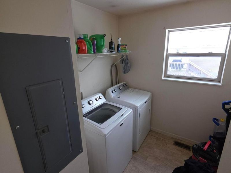 85 S Cherry Street , Mount Gilead, OH 43338 Photo 4