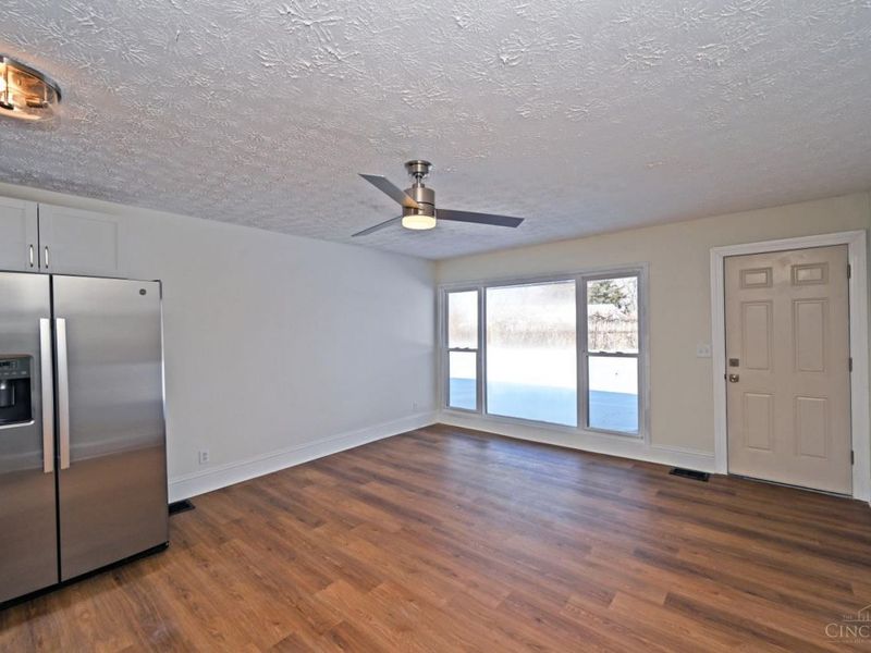 8609 Balboa Drive, Cincinnati, OH 45231 Photo 13