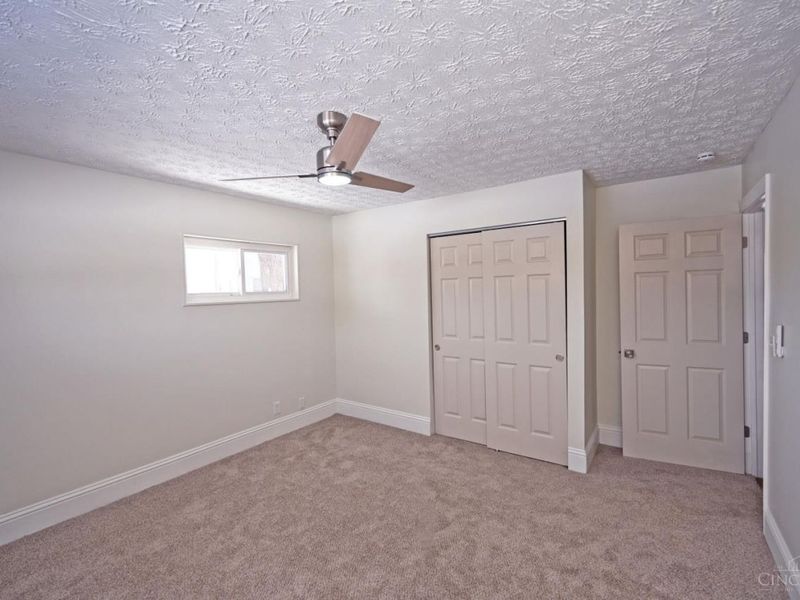 8609 Balboa Drive, Cincinnati, OH 45231 Photo 21