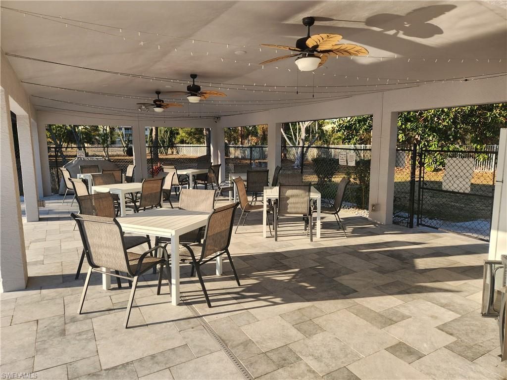 10521 Putnam Ct, Lehigh Acres, FL 33936 Photo