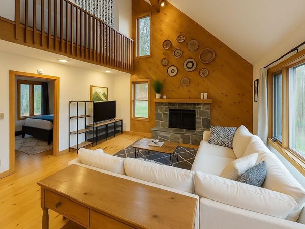 378 Tuttle Hill Road, Londonderry, VT 05148