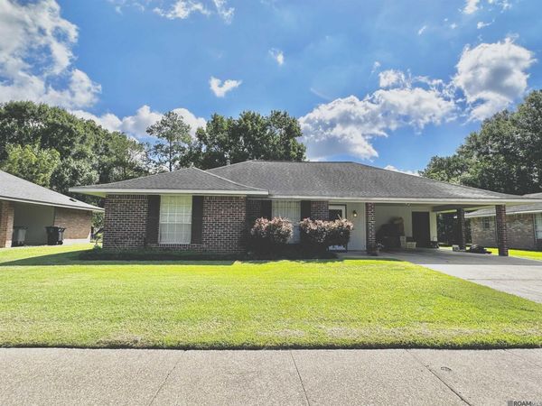 9955 Buttercup Dr, Baton Rouge, LA 70809