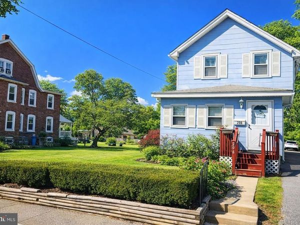 206 LOWRYS LANE, BRYN MAWR, PA 19010