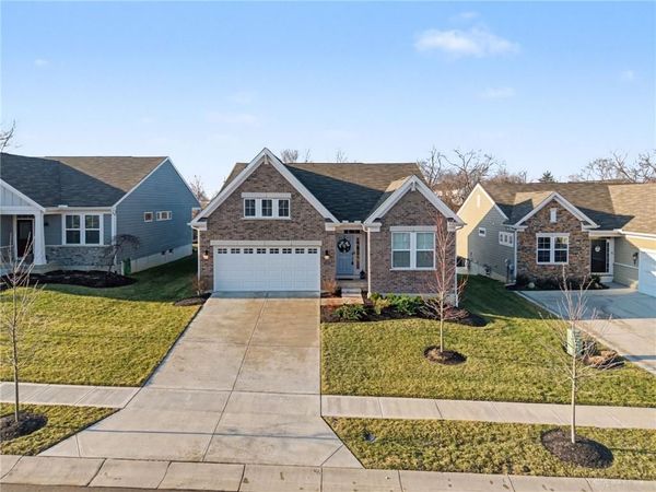 2160 Prestwick Bend, Miamisburg, OH 45342