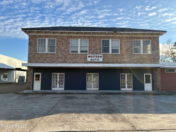 318 E Broad Street, Monticello, MS 39654