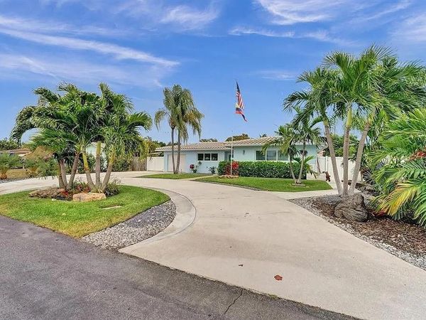 604 NE 25th Avenue, Pompano Beach, FL 33063