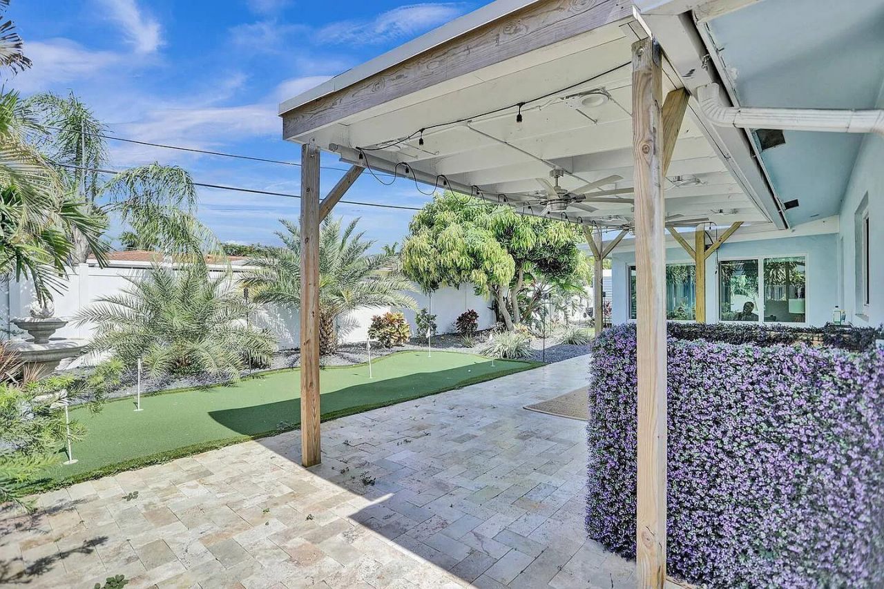 604 NE 25th Avenue, Pompano Beach, FL 33063 Photo