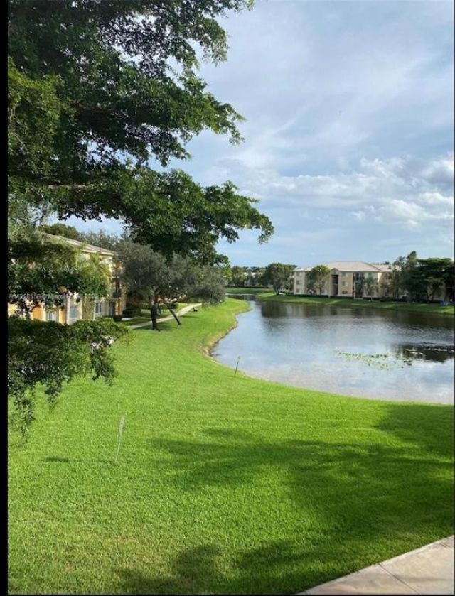 1100 Crestwood Ct, Unit 1110, Royal Palm Beach, FL 33411 Photo