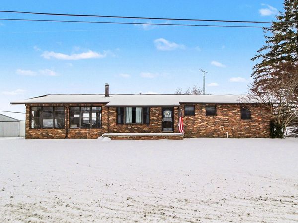 7916 Milan Oakville Road, Milan, MI 48160