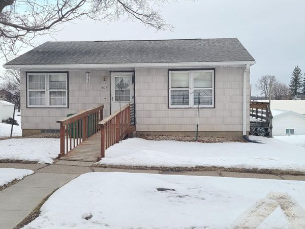 305 Truman Street, Luana, IA 52156