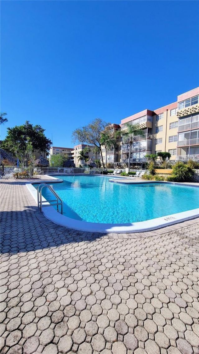 406 NW 68th Ave, Unit 304, Plantation, FL 33317 Photo