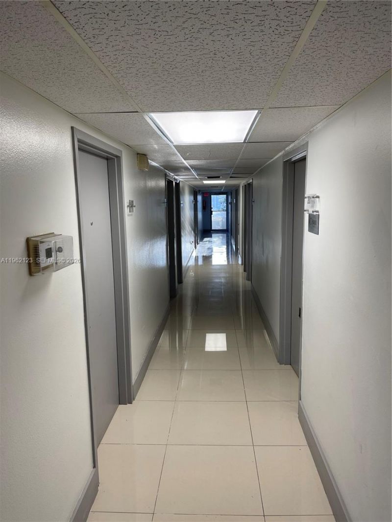 516 NW 57th Ave, Unit 205, Miami, FL 33126 Photo