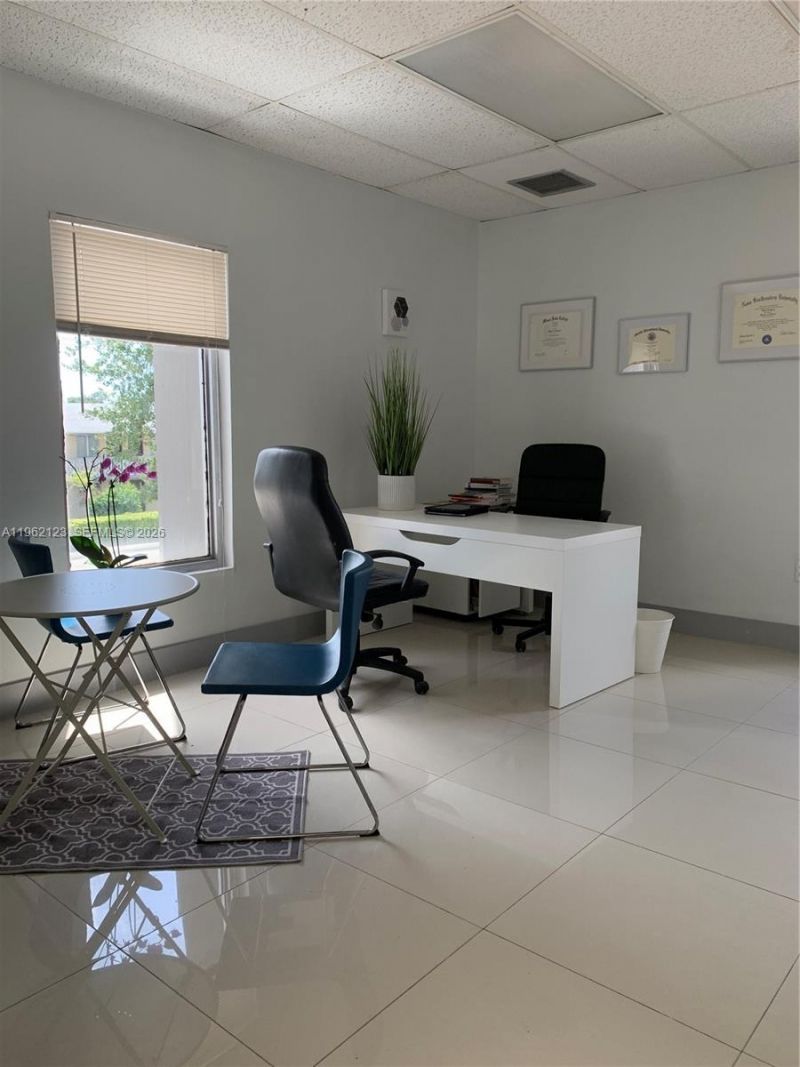 516 NW 57th Ave, Unit 205, Miami, FL 33126 Photo