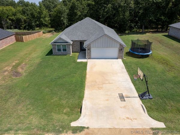 303 Rawlings Road, Durant, OK 74701