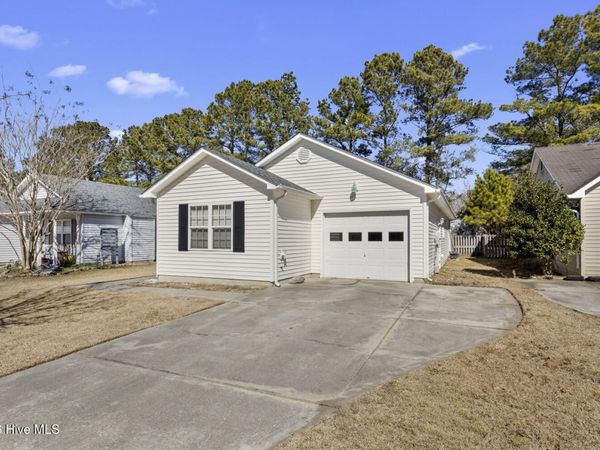 109 Gladiola Drive, New Bern, NC 28562
