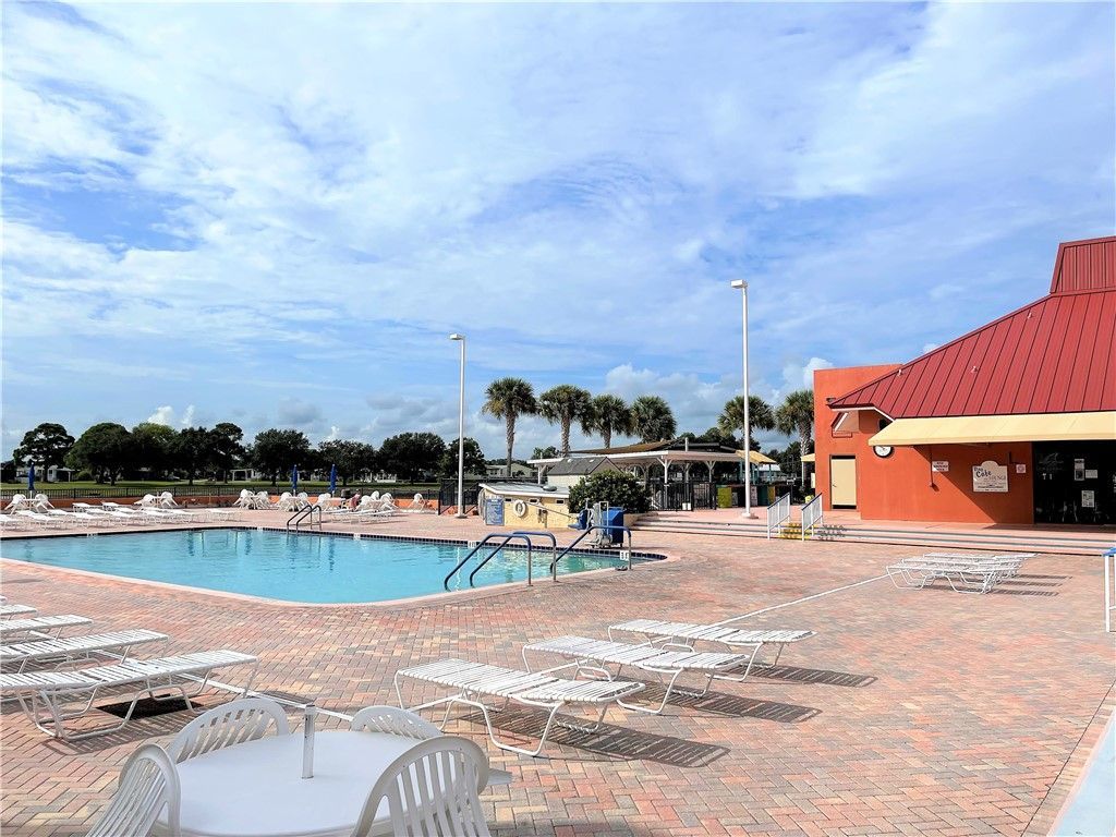 482 Marlin Circle, Sebastian, FL 32976 Photo