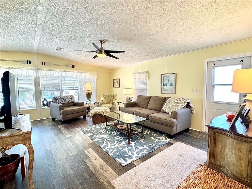 482 Marlin Circle, Sebastian, FL 32976 Photo