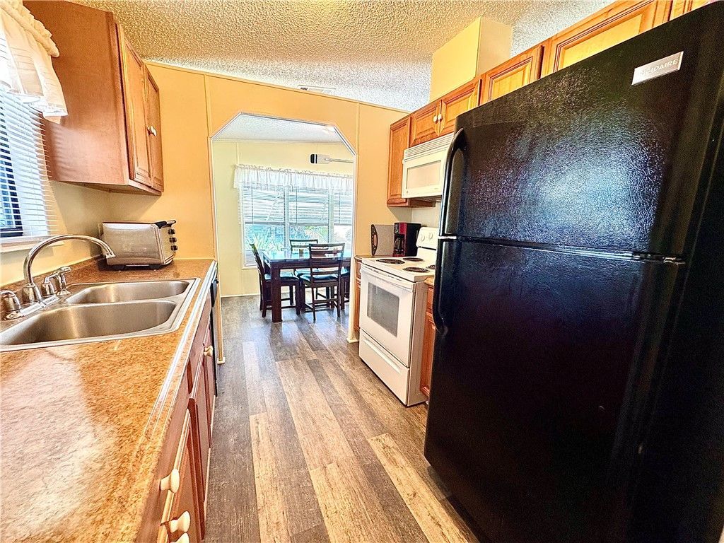 482 Marlin Circle, Sebastian, FL 32976 Photo