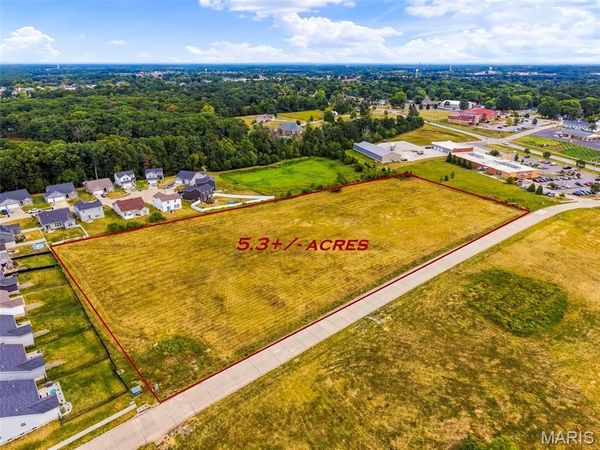 2 Brune Business Park Court, Warrenton, MO 63383