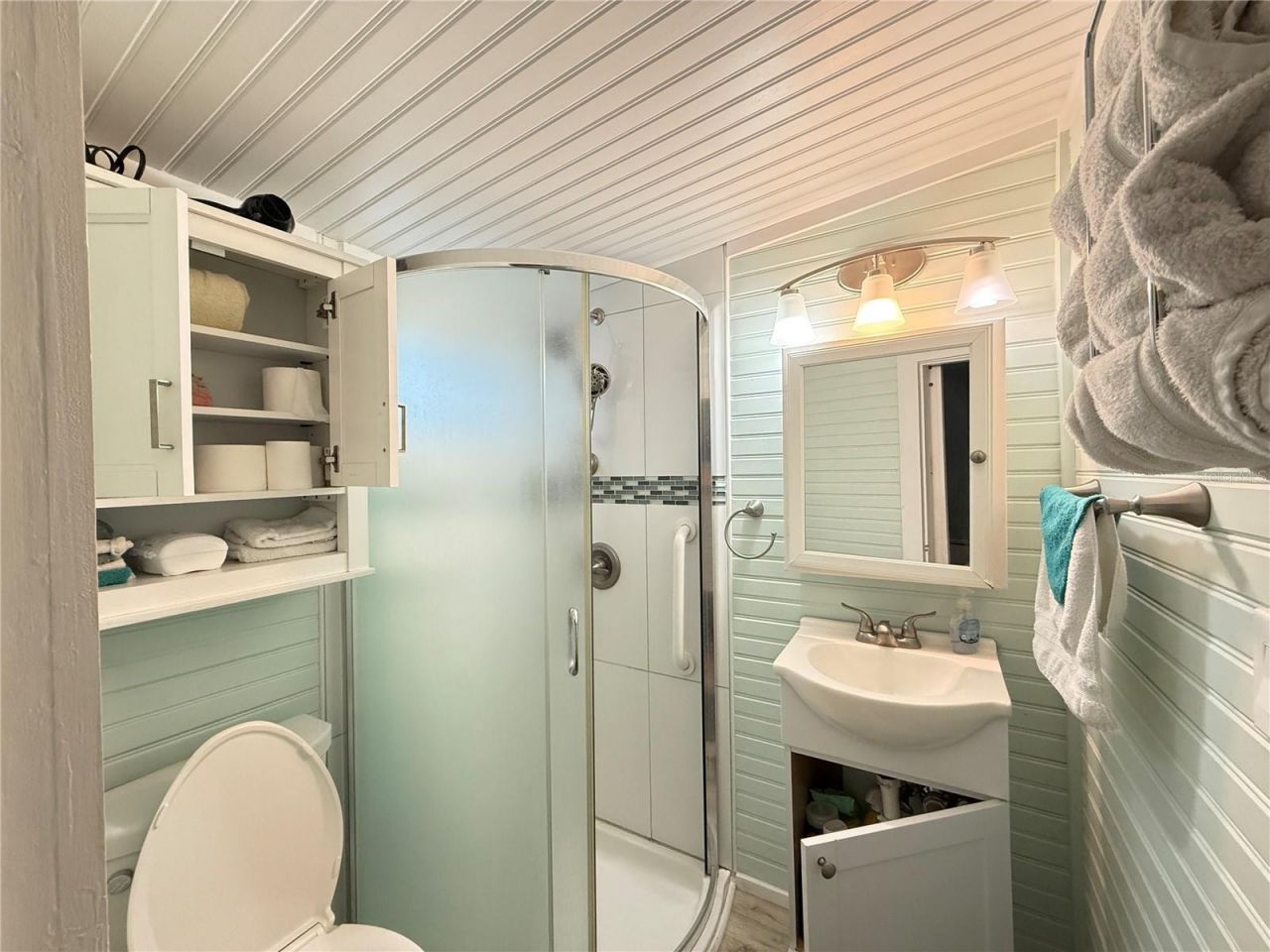 207 N Pine Street, New Smyrna Beach, FL 32169 Photo