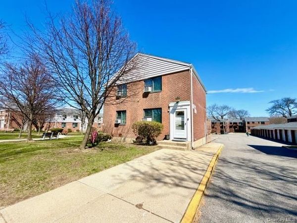 67-49 Bell Boulevard, Unit 2, Bayside, NY 11364