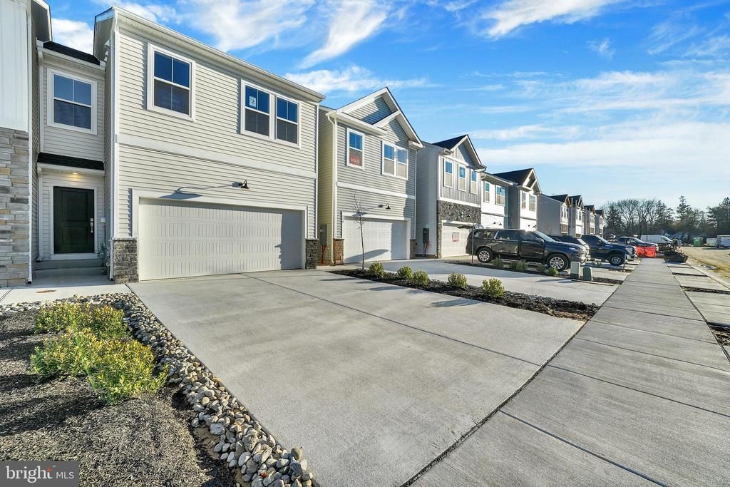 553 W North Street, Smyrna, DE 19977 Main Photo