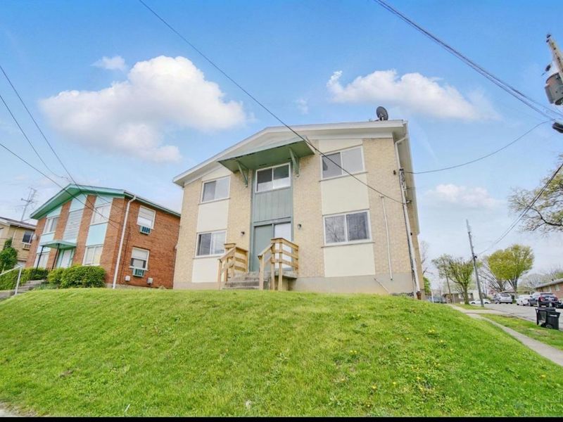 7839 Newbedford Avenue, Cincinnati, OH 45237 Photo 4