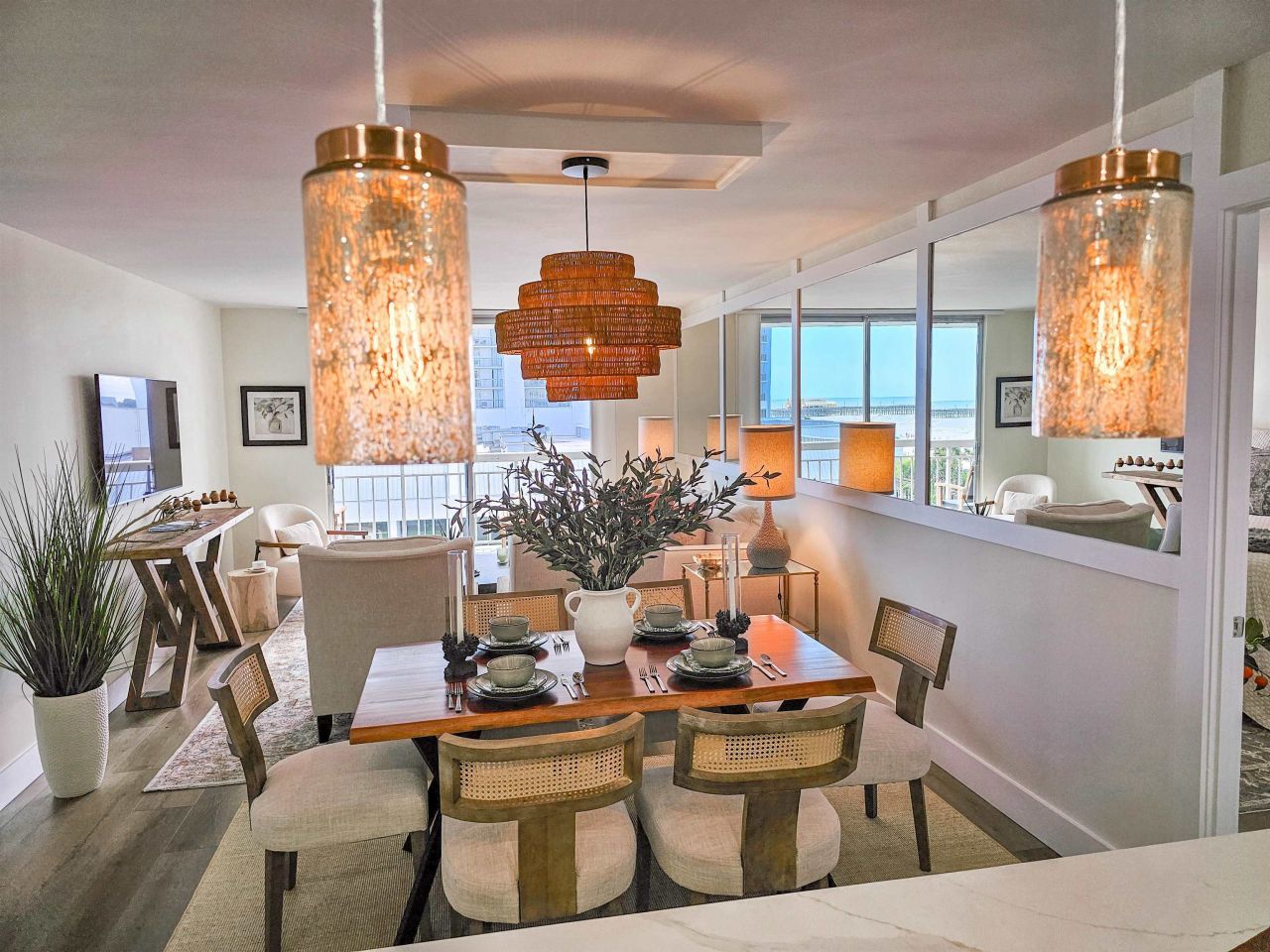 9820 Queensway Blvd. Photo 12